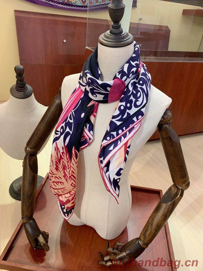 Louis Vuitton Scarf LVS00152